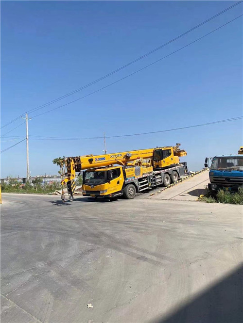 革吉县吊车作业时，可能会产生哪些额外收费项目？